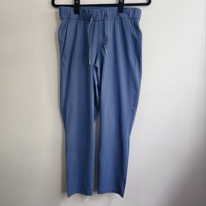 Lululemon On The Fly Luxtreme Pant Size 6